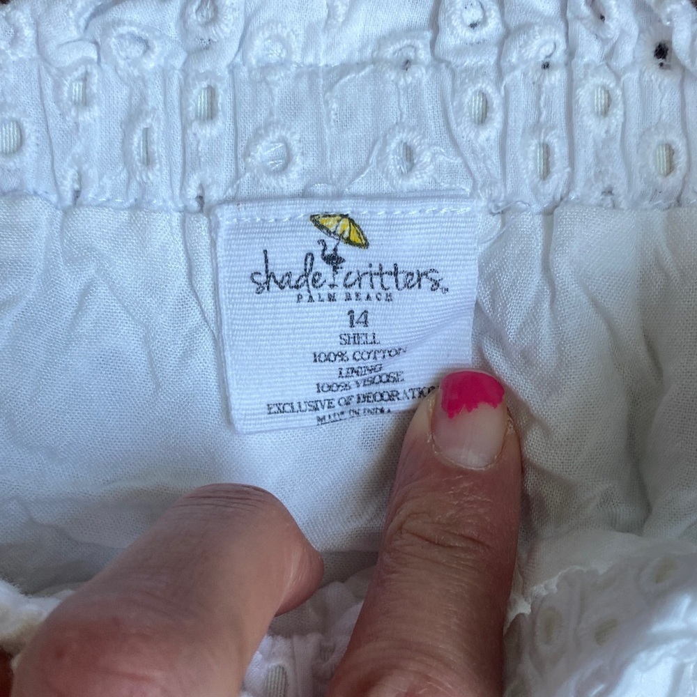 Adorable White Eyelet Skirt for Kids - Picture 5 of 7